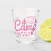 Gepersonaliseerde Camp Bachelorette Party Bruidsme Shot Glas (Voorkant)