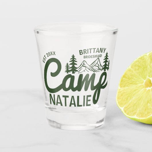 Gepersonaliseerde Camp Bachelorette Party Bruidsme Shot Glas (Voorkant)