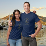 Gepersonaliseerde Captain Nautical Gold Boot Naam T-shirt<br><div class="desc">Een nautisch ontwerp met een anker,  gepersonaliseerd met de naam van de kapitein,  de naam van het vaartuig en de locatie van het vaartuig. Ontworpen door: Thisnotme©</div>