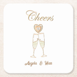 Gepersonaliseerde champagneglazen en harten kartonnen onderzetters