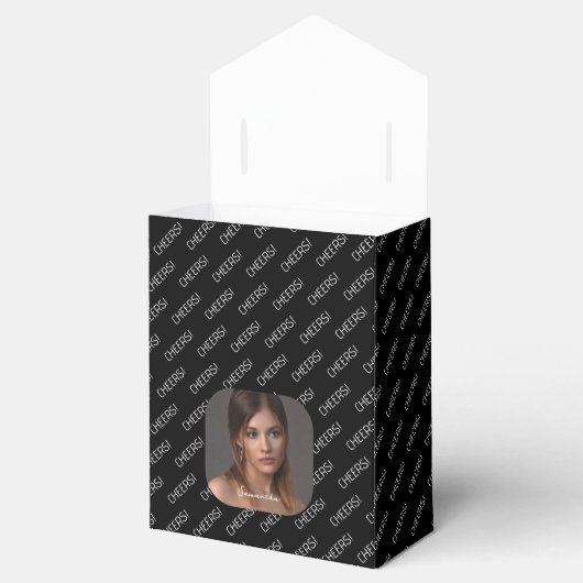 Gepersonaliseerde Cheers Fotonaam Script Zwart Bedankdoosjes (Geopend)