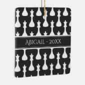 Gepersonaliseerde Chess Queen Black, witte kerst Keramisch Ornament (Rechts)