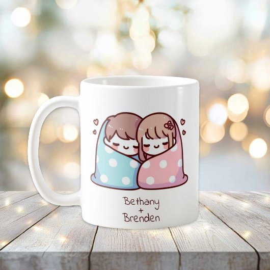 Gepersonaliseerde Chibi-stijl Snuggle Couple Koffiemok