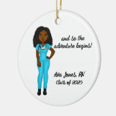 Gepersonaliseerde Chic Black Woman Nursing Afstude Keramisch Ornament (Links)