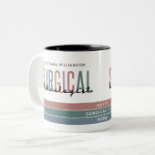 Gepersonaliseerde Chirurgische Technologist Week O Tweekleurige Koffiemok (Voorkant links)