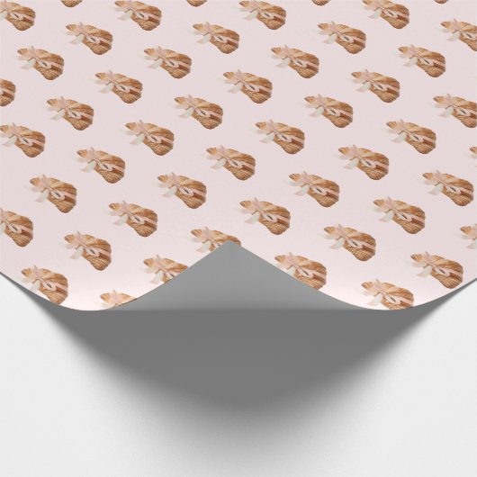 Gepersonaliseerde Coquette Croissant Roze Lint Cadeaupapier (Hoek)