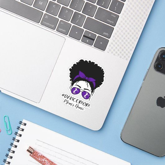 Gepersonaliseerde Dance Moeder Sticker (Laptop met iPhone)