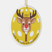 Gepersonaliseerde Deck de Hallen met Pickleballs Keramisch Ornament (Rechts)