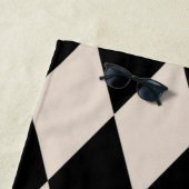 Gepersonaliseerde Diamant Geruit Zwart + Beige Strandlaken (In situ)