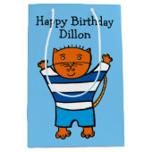 Gepersonaliseerde Dillon de kat Happy Birthday Medium Cadeauzakje (Voorkant)