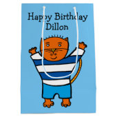 Gepersonaliseerde Dillon de kat Happy Birthday Medium Cadeauzakje (Achterkant)