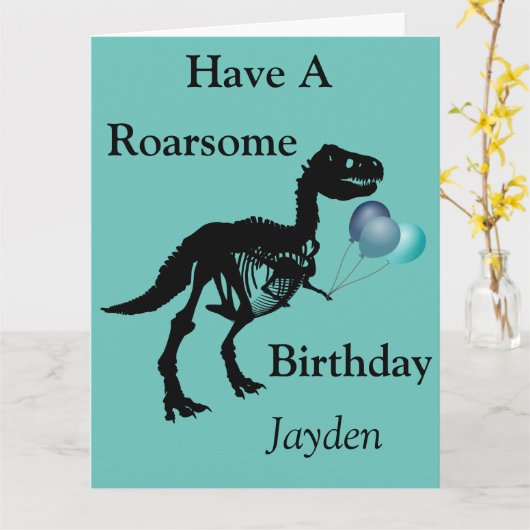 Gepersonaliseerde Dinosaurus skelet verjaardagskaa Kaart (Gele Bloem)