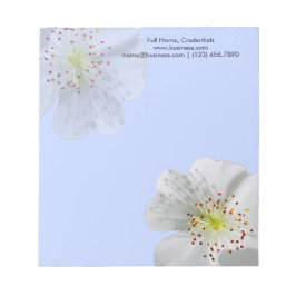 Gepersonaliseerde dubbele witte bloesem, lichtblau notitieblok