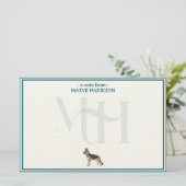 Gepersonaliseerde Duitse Herder Note Monogram Briefpapier (Staand voorkant)