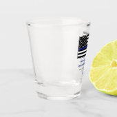 Gepersonaliseerde dunne blauwe lijn politieagent v shot glas (Links)