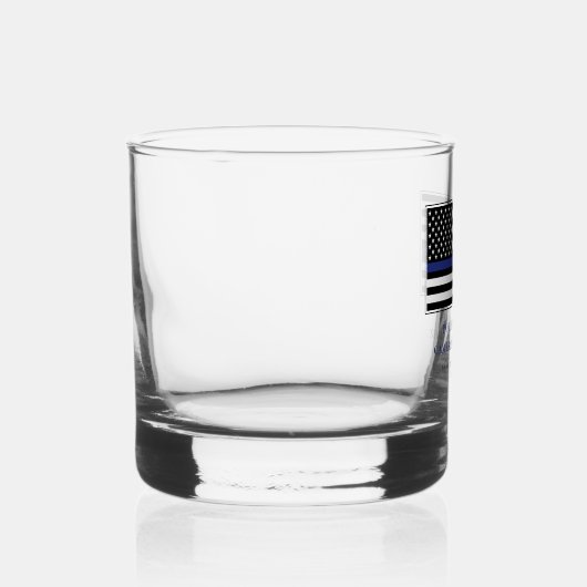 Gepersonaliseerde dunne blauwe lijn politieagent v whisky glas (Rechts)