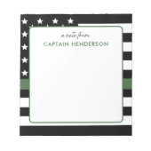 Gepersonaliseerde dunne groene lijn vlag militair notitieblok (Voorkant)