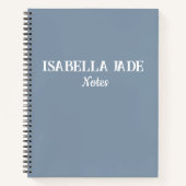 Gepersonaliseerde Dusty Blue Wide Ruled Spiral Notitieboek (Voorkant)