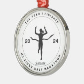 Gepersonaliseerde eerste halve marathon cadeau voo metalen ornament (Links)