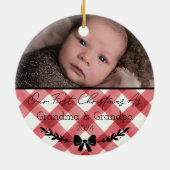 Gepersonaliseerde eerste kerst als grootouders Fot Keramisch Ornament (Achterkant)