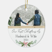 Gepersonaliseerde eerste kerst als man en vrouw keramisch ornament (Links)
