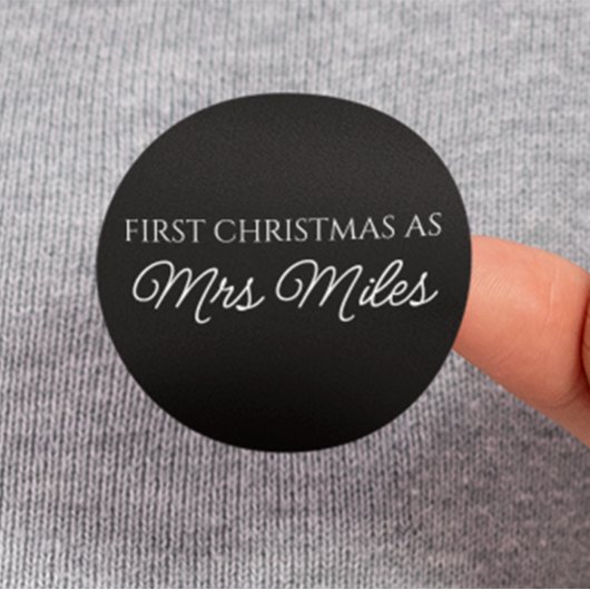 Gepersonaliseerde 'Eerste kerst als mevrouw' famil Ronde Sticker