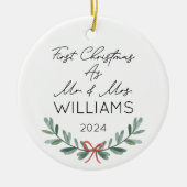 Gepersonaliseerde eerste kerst als Mr & Mrs Feeste Keramisch Ornament (Voorkant)