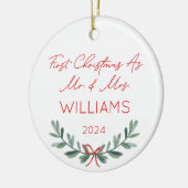 Gepersonaliseerde eerste kerst als Mr & Mrs Feeste Keramisch Ornament (Links)