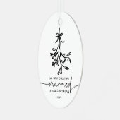 Gepersonaliseerde eerste kerst getrouwde namen metalen ornament (Voorkant links)