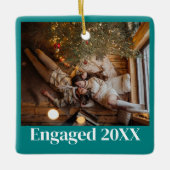 Gepersonaliseerde eerste kerst verloofd paar Blauw Keramisch Ornament (Voorkant)