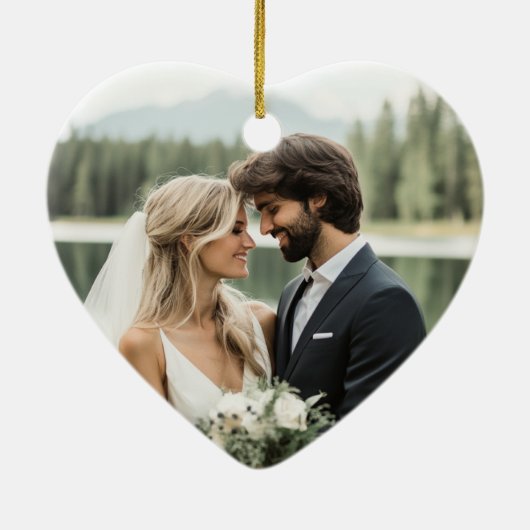 Gepersonaliseerde Eerste Kerstdag Mr. Mrs. Getrouw Keramisch Ornament (Achterkant)