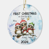 Gepersonaliseerde Eerste Kerstmis als een Familie  Keramisch Ornament (Links)