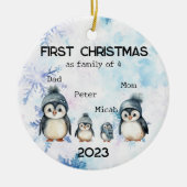 Gepersonaliseerde Eerste Kerstmis als een Familie  Keramisch Ornament (Voorkant)
