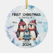 Gepersonaliseerde Eerste Kerstmis als een Familie  Keramisch Ornament (Voorkant)