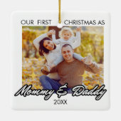 Gepersonaliseerde eerste Kerstmis als mama en papa Keramisch Ornament (Achterkant)