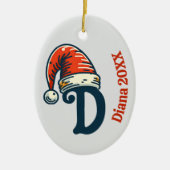 Gepersonaliseerde eerste letter naam en jaar Santa Keramisch Ornament (Voorkant)