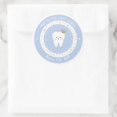 Gepersonaliseerde eerste-tandenmijlpaal ronde sticker (Tas)