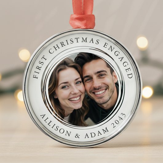 Gepersonaliseerde eerste verloofde kerstfoto metalen ornament