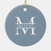 Gepersonaliseerde Elegant Dusty Blauw Monogram en  Keramisch Ornament (Voorkant)
