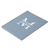 Gepersonaliseerde Elegant Dusty Blauw Monogram en  Notitieboek (Linkerzijde)