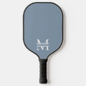 Gepersonaliseerde Elegant Dusty Blauw Monogram en Pickleball Paddle (Voorkant)