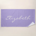 Gepersonaliseerde Elegant Lavendel Handgeschreven Strandlaken<br><div class="desc">Maak een statement op het strand of bij het zwembad met deze chique gepersonaliseerde handdoek! Met een elegant script naam ontwerp in een zachte lavendel tint, deze handdoek is perfect voor zomervakanties, bruidsfeesten, en vrijgezellenuitjes. Of je nu van de zon geniet of met vrienden viert, deze stijlvolle handdoek voegt een...</div>