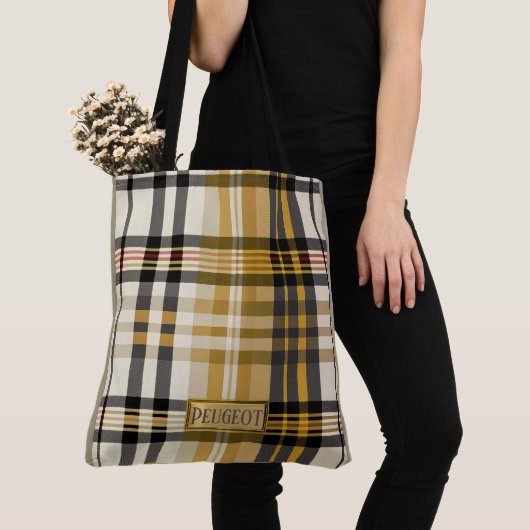 Gepersonaliseerde Elegant Plaid Tan en Taupe Tote Bag (Dichtbij)
