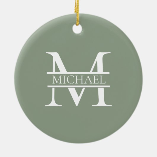 Gepersonaliseerde Elegant Sage Green Monogram & Na Keramisch Ornament (Achterkant)
