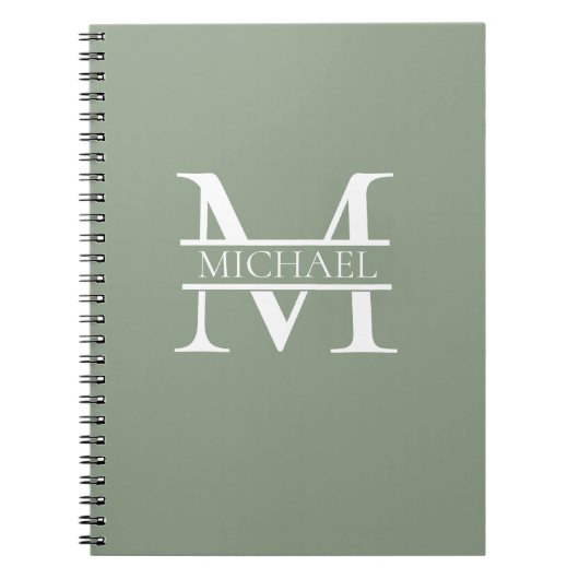 Gepersonaliseerde Elegant Sage Green Monogram & Na Notitieboek (Voorkant)