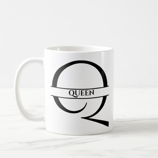 Gepersonaliseerde elegante Initiaal letter Q Koffiemok (Links)