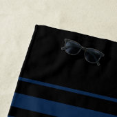 Gepersonaliseerde elegante marineblauw strandlaken (In situ)