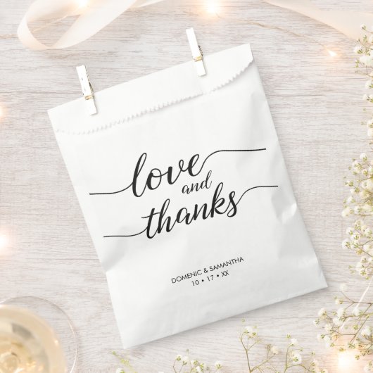 Gepersonaliseerde elegante script bruiloft Liefde  Bedankzakje (Geknipt)