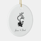 Gepersonaliseerde familie noemt kerstrenrendiernaa keramisch ornament (Rechts)