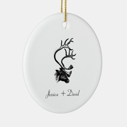 Gepersonaliseerde familie noemt kerstrenrendiernaa keramisch ornament (Rechts)